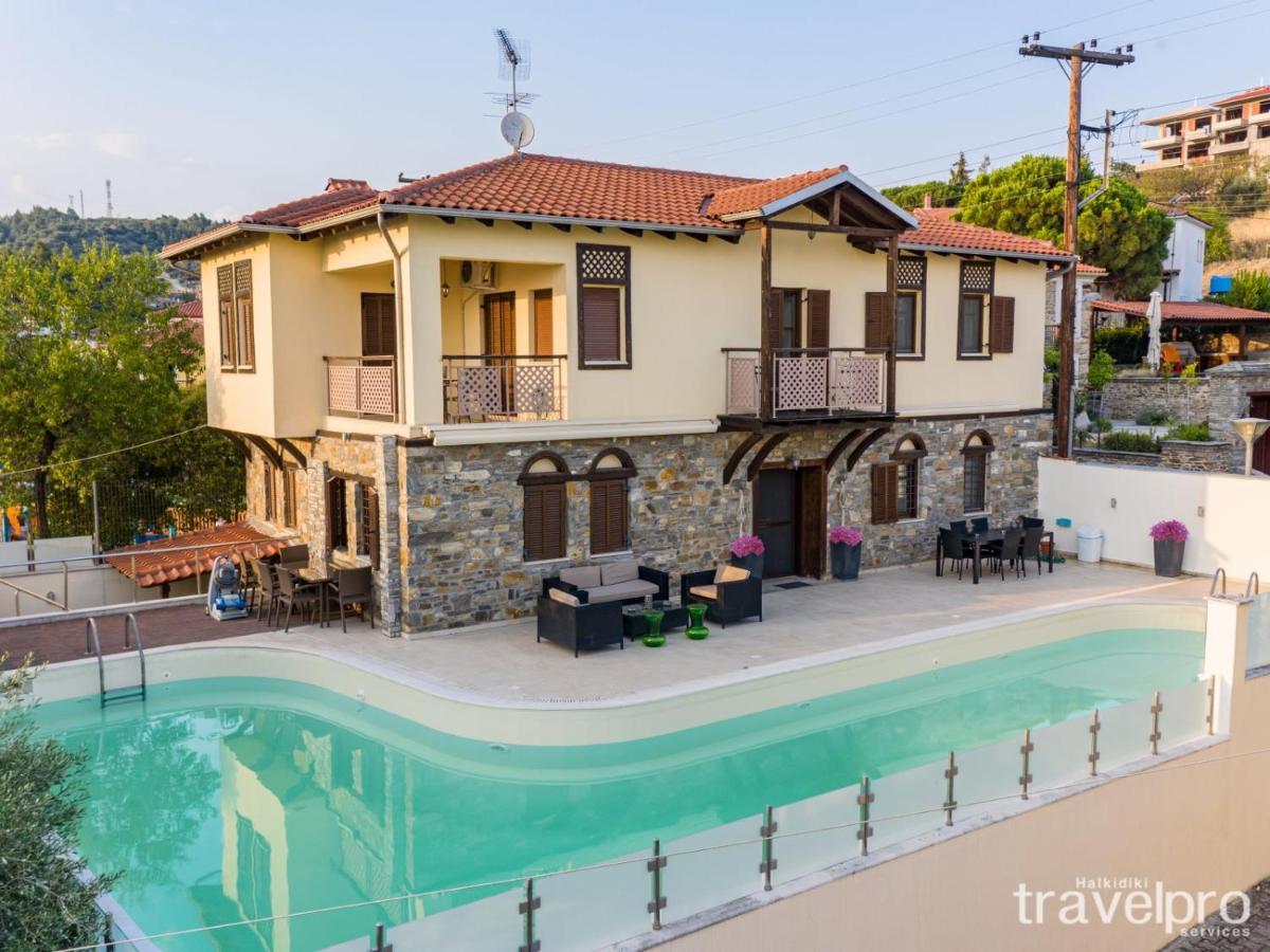 Villa Artemis By Rentalspro - Nikiti Halkidiki Zewnętrze zdjęcie