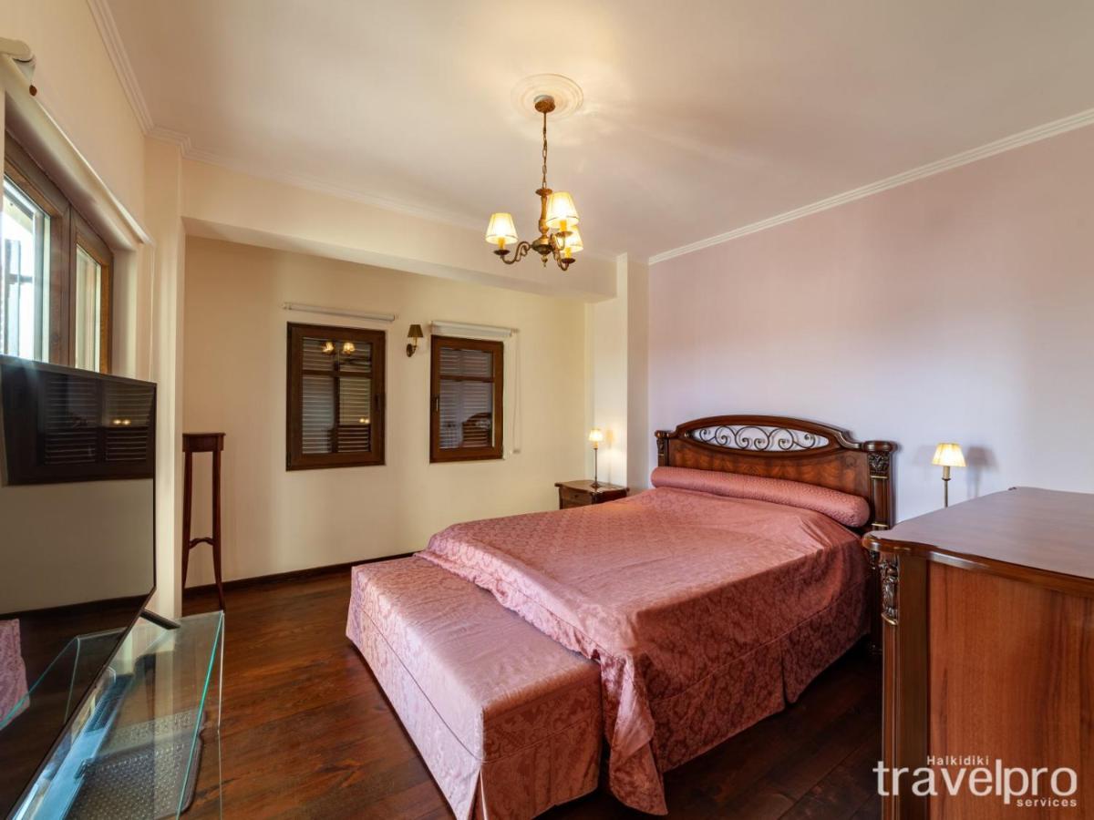 Villa Artemis By Rentalspro - Nikiti Halkidiki Zewnętrze zdjęcie