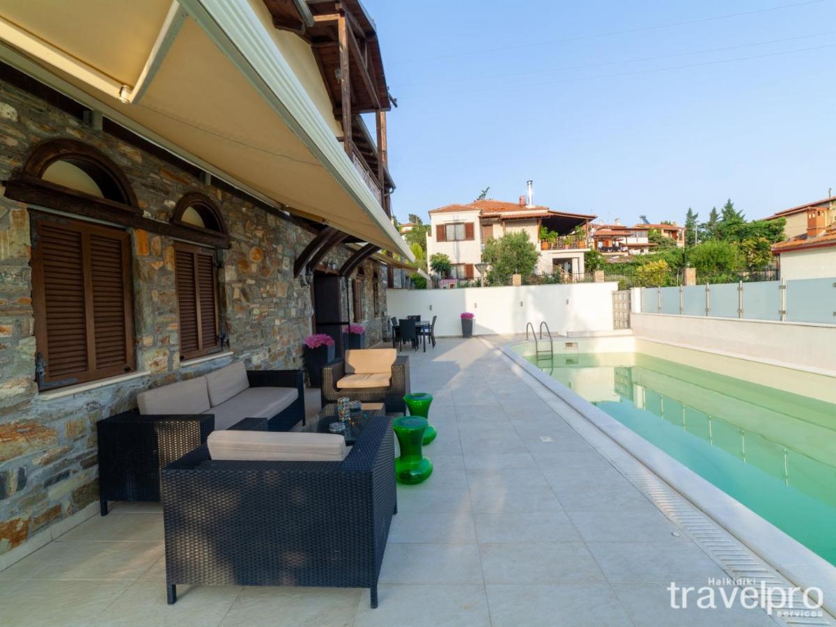 Villa Artemis By Rentalspro - Nikiti Halkidiki Zewnętrze zdjęcie