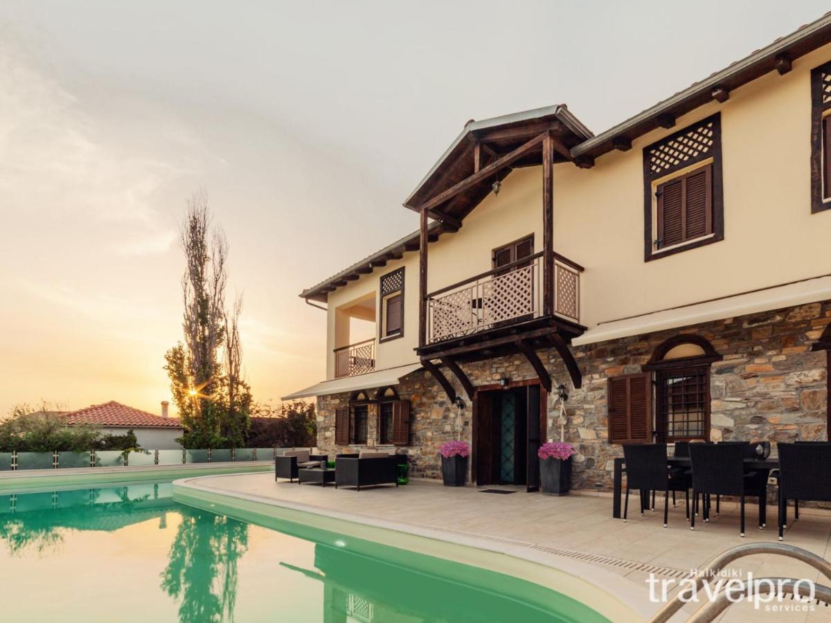 Villa Artemis By Rentalspro - Nikiti Halkidiki Zewnętrze zdjęcie